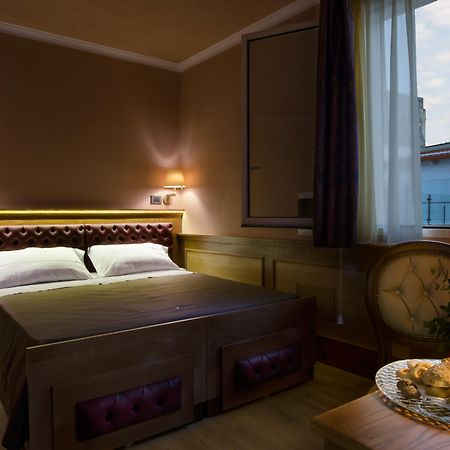 Le Club Boutique Hotel Lecce Kültér fotó